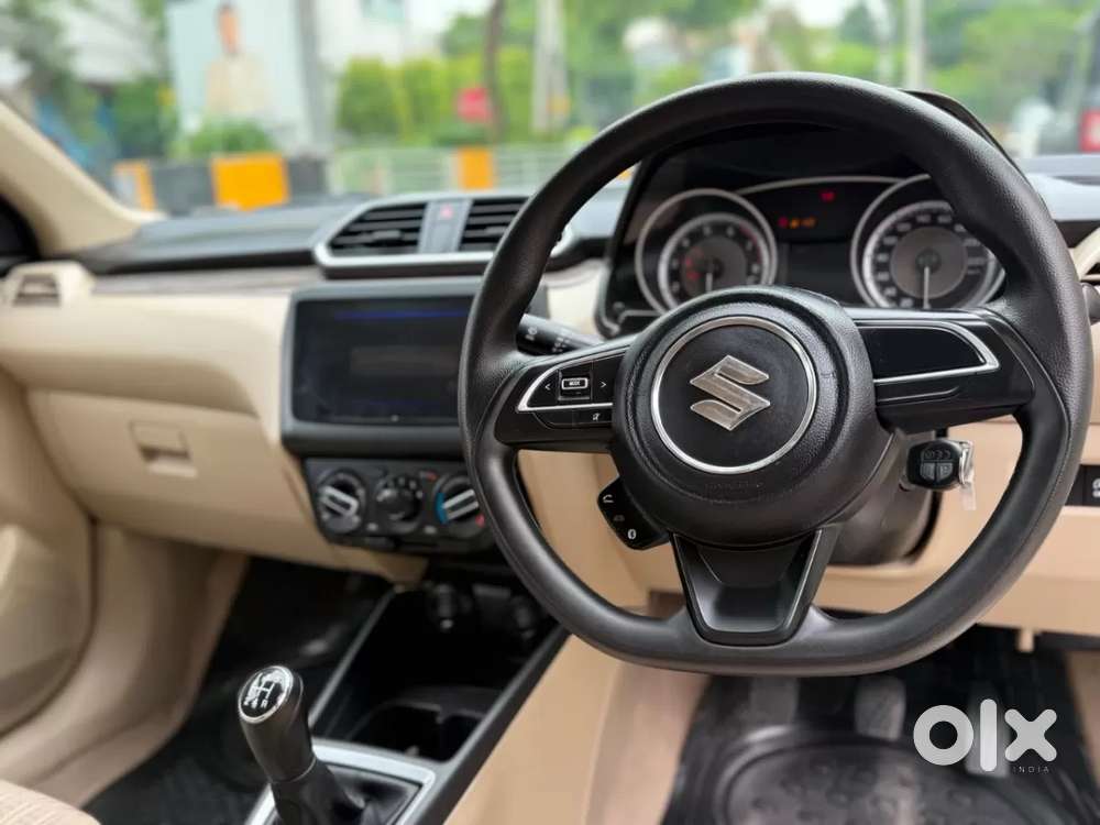 Maruti Suzuki Dzire 1.2 Vxi, 2022, Petrol