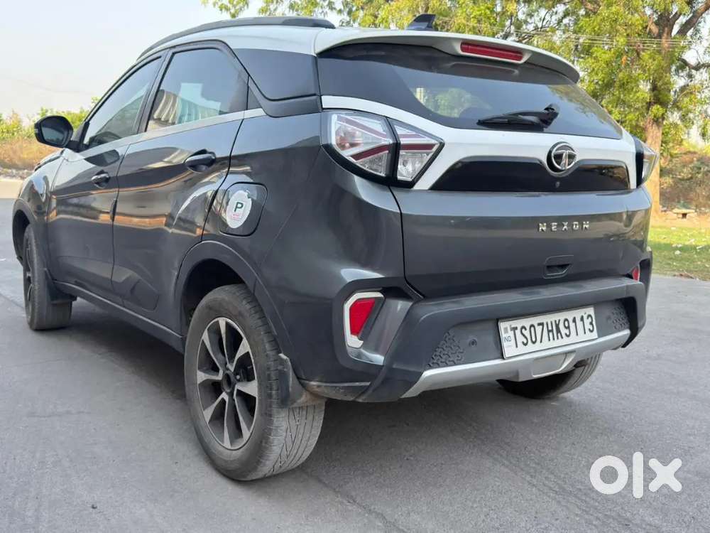 Nexon Xz Plus Sunroof Excellent Condition