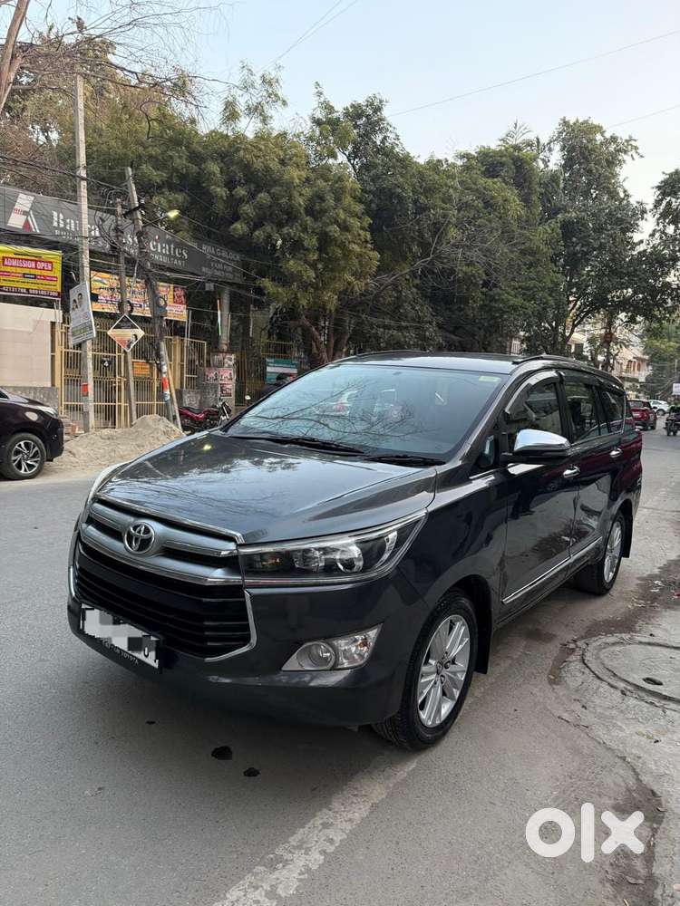 Toyota Innova Crysta 2.8z Automatic, 2018, Diesel