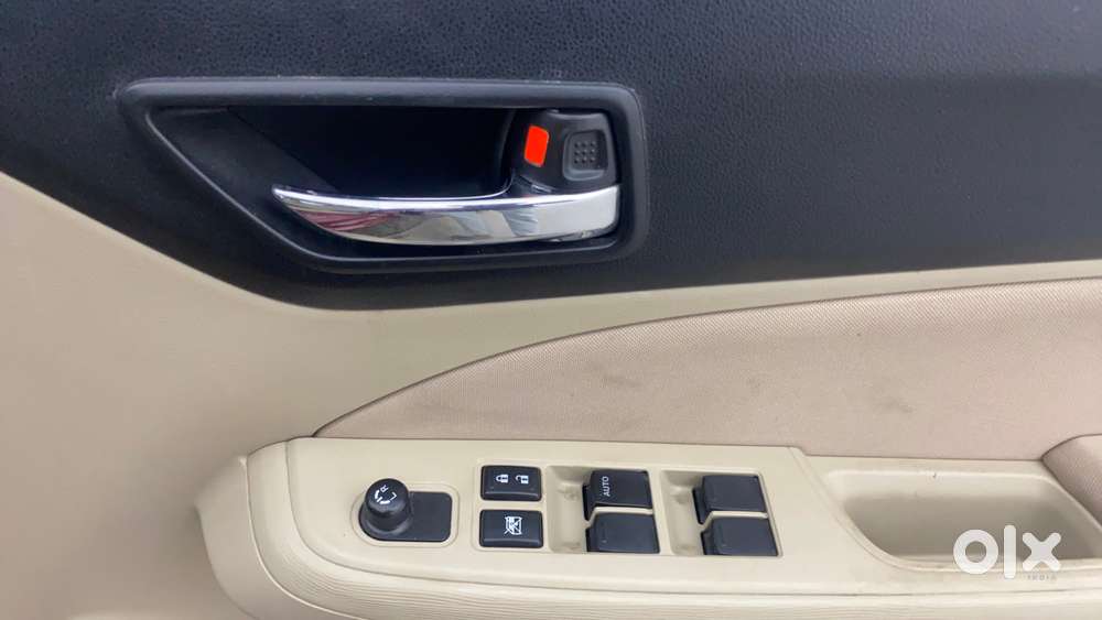 Maruti Suzuki Swift Dzire Amt Vxi, 2018, Petrol