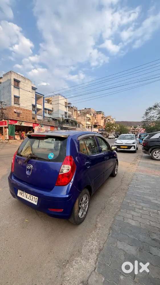 I10 Automatic With Sunroof For Sale In Extra Mint Condition