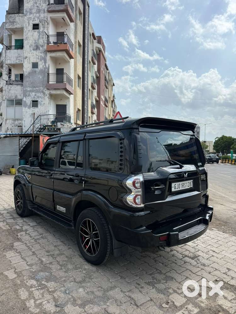 Mahindra Scorpio Diesel 2016