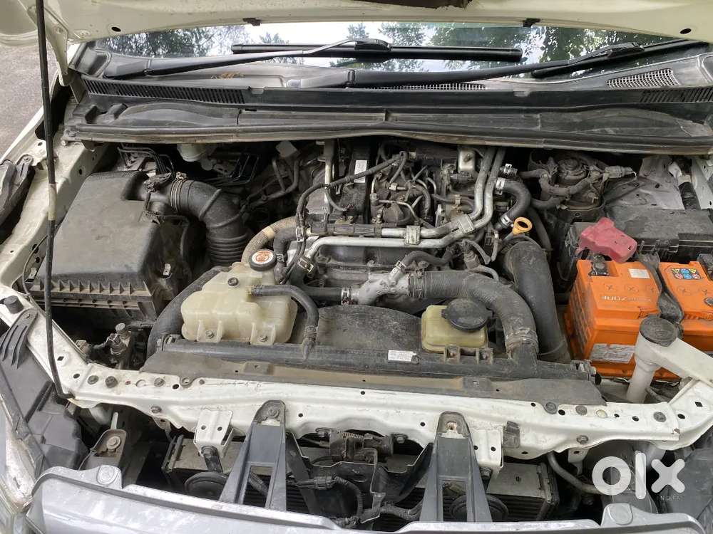 Toyota Innova Crysta 2019