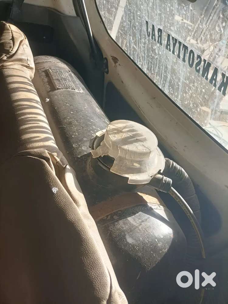 Abhi Engine Ka Kaam Karavya Ha Ek No Gaadi Ha