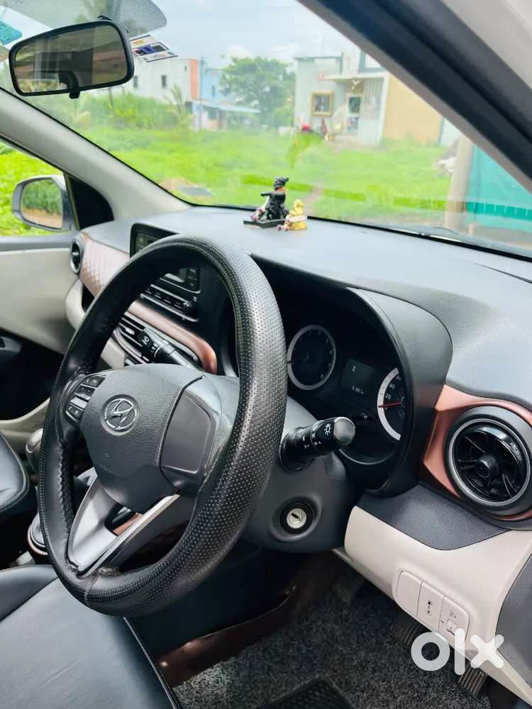 Hyundai Aura Top Model