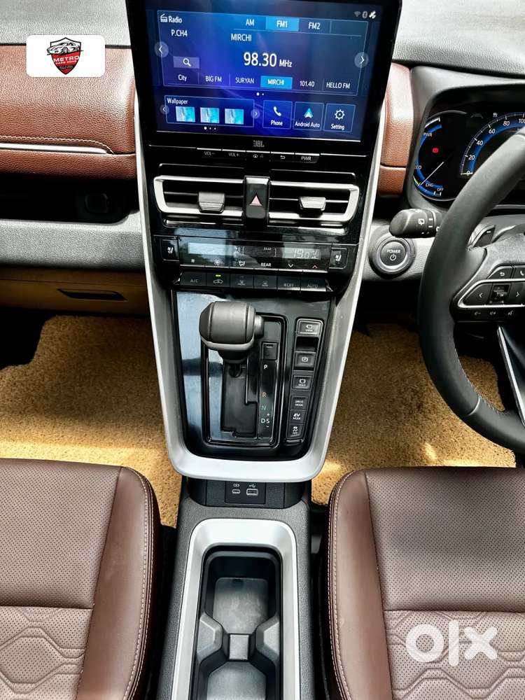 Toyota Innova Hycross 2.0 Zx (o) Hybrid 7 Str, 2025, Petrol