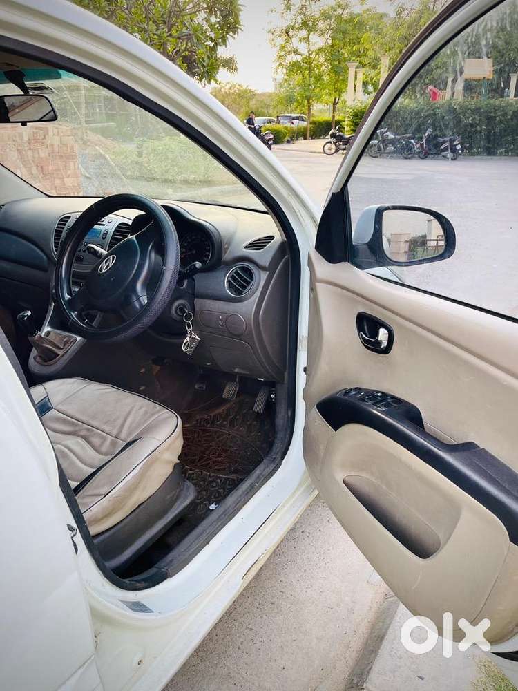 Hyundai I10 2012 Cng & Hybrids Well Maintained