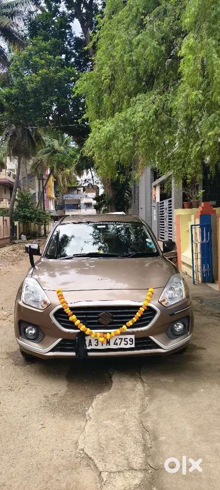Maruti Suzuki Dzire. 18/19 Model .. Showroom Maitance