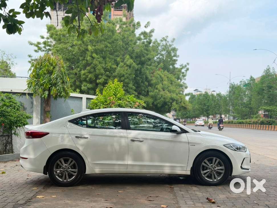Hyundai Elantra 1.6 Sx Option At, 2017, Diesel