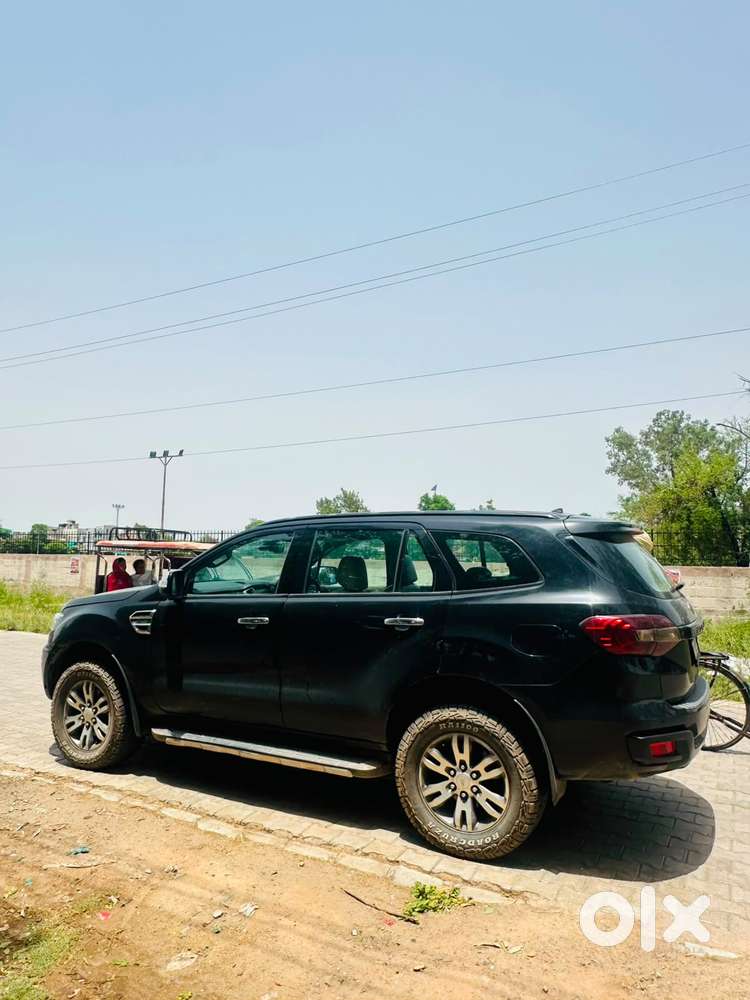 Ford Endeavour 3.2 Titanium At 4x4, 2017, Diesel