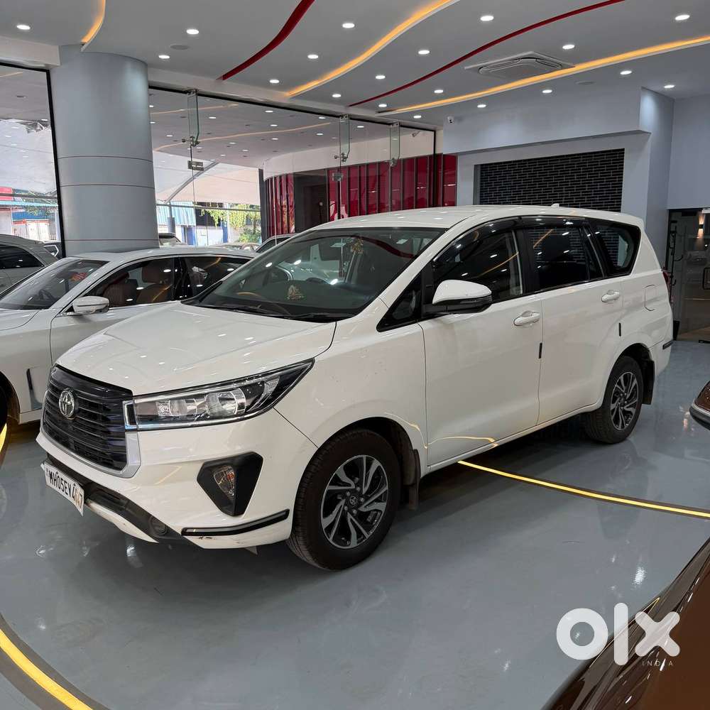 Toyota Innova Crysta [2020-ongoing] 2.4 Gx At 8 Str, 2022, Diesel