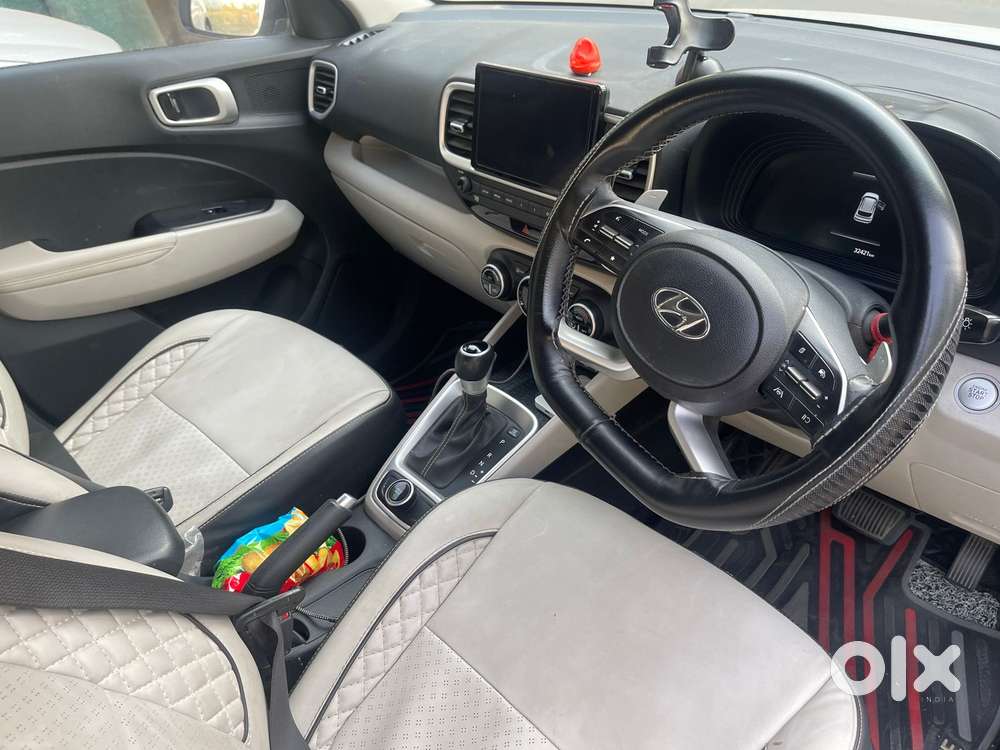 Hyundai Venue Sx Dual Tone Turbo, 2024, Petrol