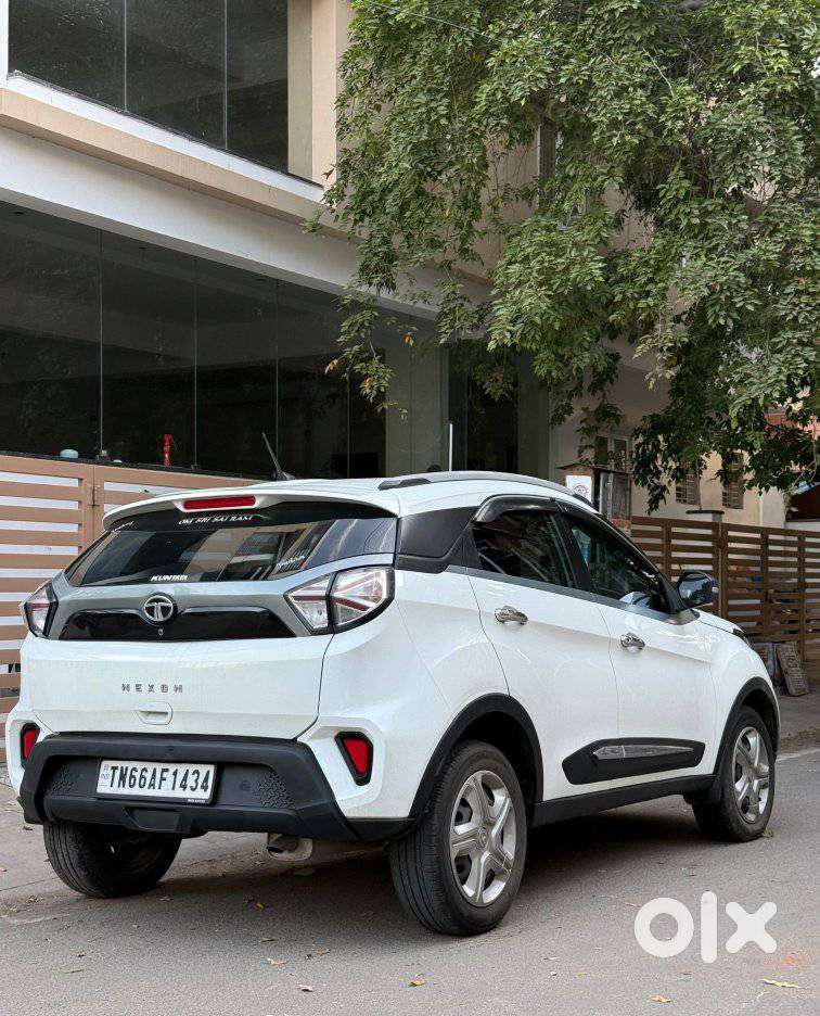 Tata Nexon 1.2 Revotron Xm (s), 2020, Petrol