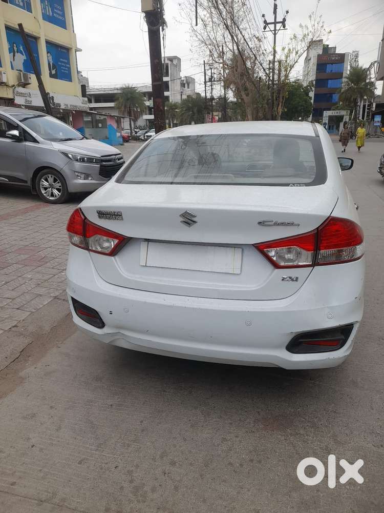 Maruti Suzuki Ciaz Zxi, 2015, Petrol