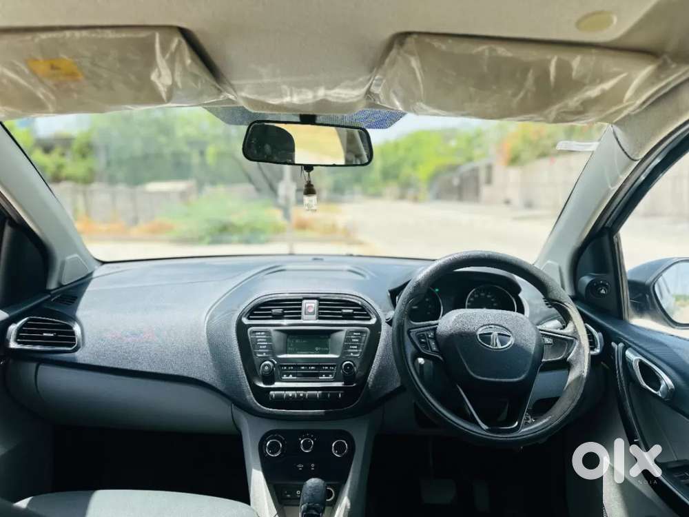 Tata Tiago Xza, 2019, Petrol