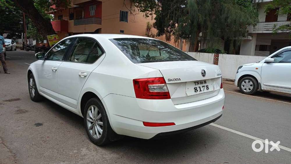 Skoda Octavia 1.9 Elegance Tdi, 2015, Diesel