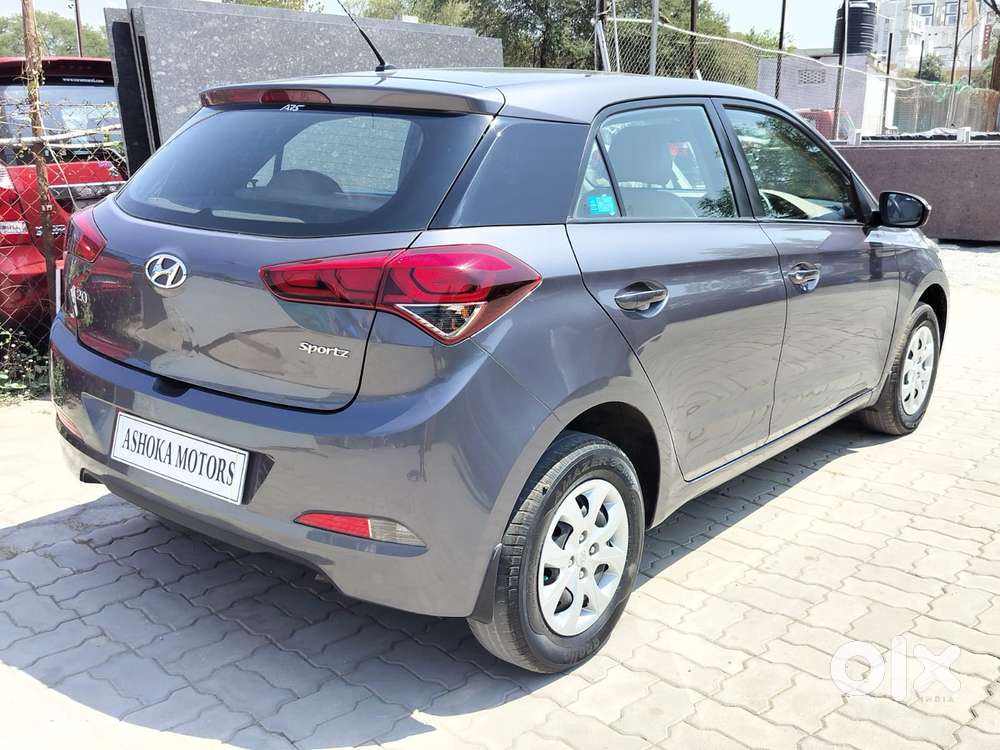 Hyundai I20 Sportz 1.2 Bs-iv, 2017, Petrol