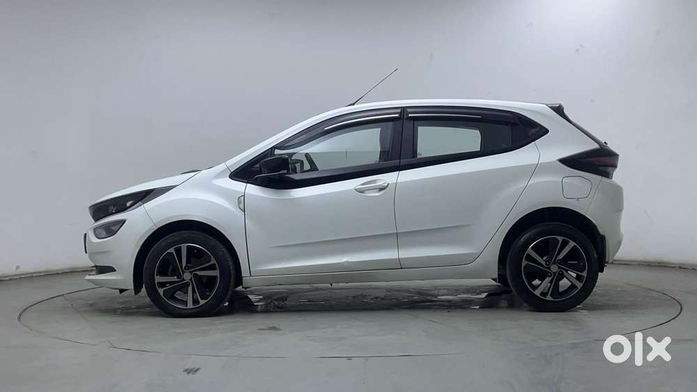 Tata Altroz 1.5 Xz Plus Diesel, 2023, Diesel