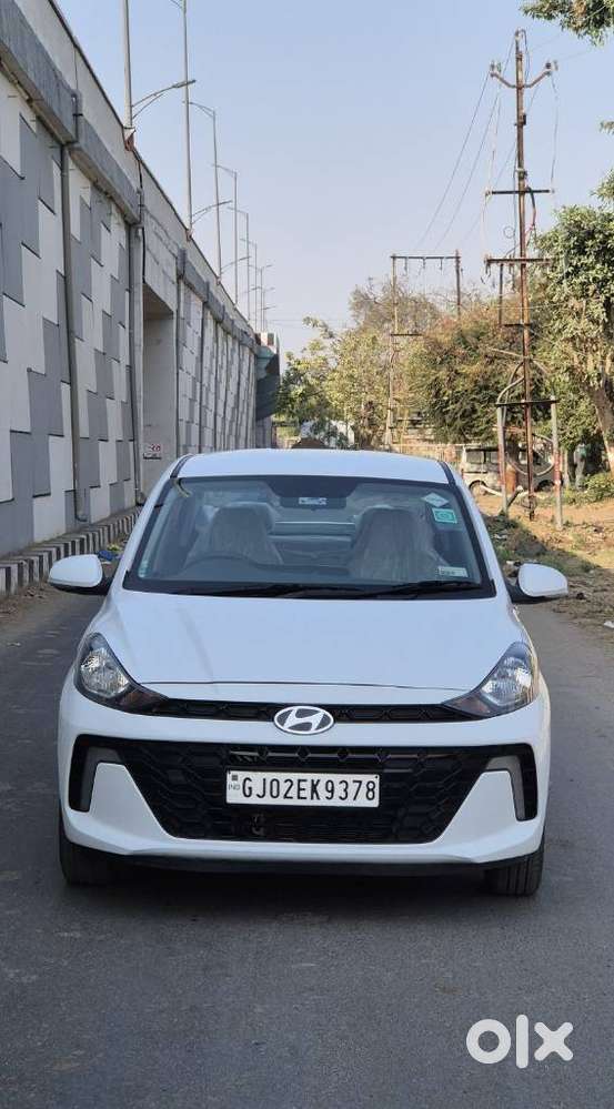 Hyundai Aura Sx 1.2 Cng, 2025, Cng & Hybrids