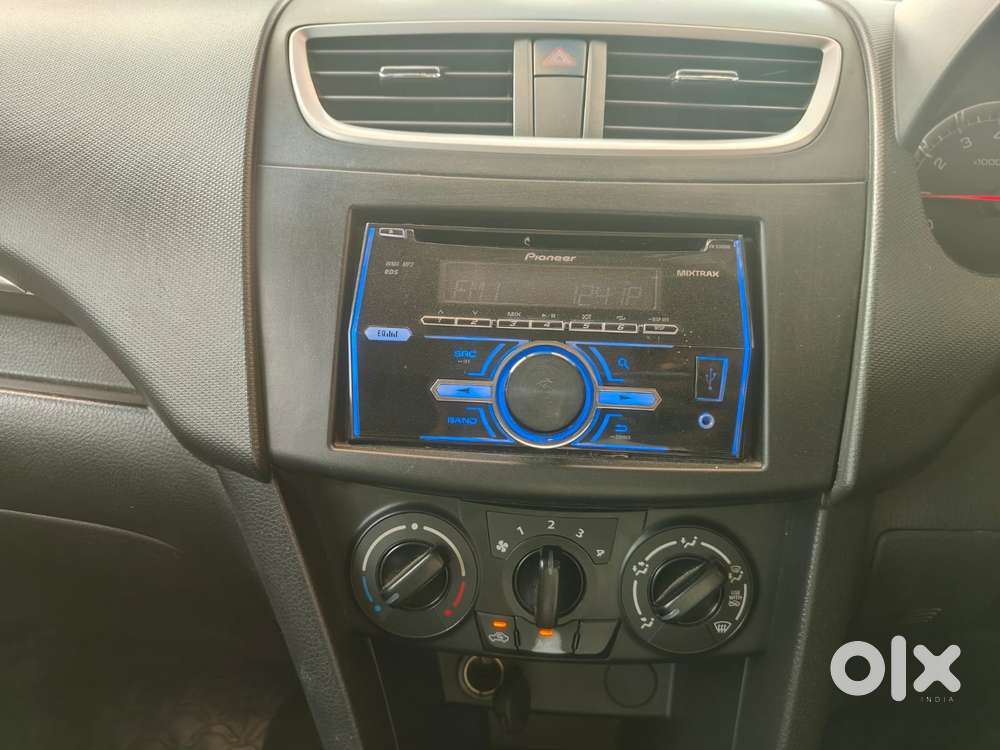 Maruti Suzuki Swift Vxi + Manual, 2014, Petrol