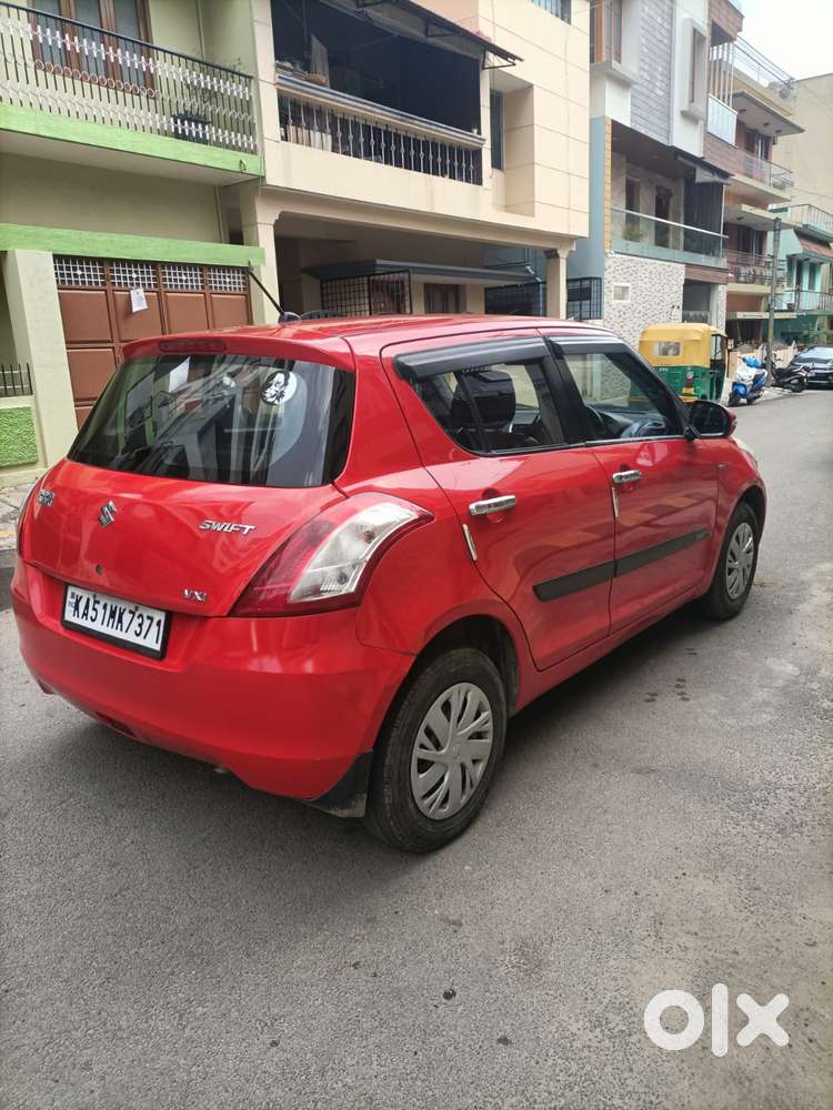 Maruti Suzuki Swift Vxi Optional, 2017, Petrol