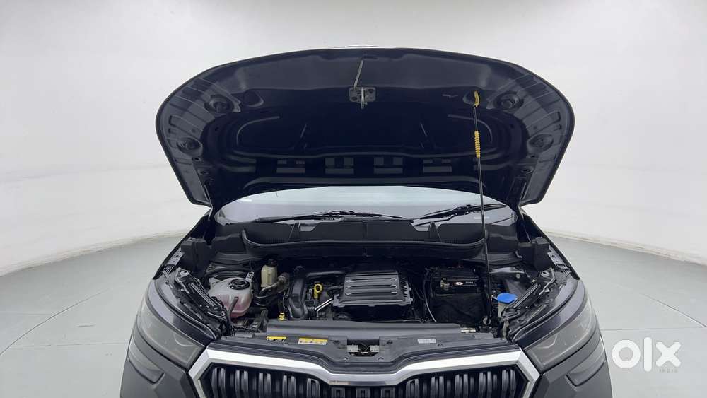 Skoda Kushaq 1.0 Tsi Style, 2022, Petrol