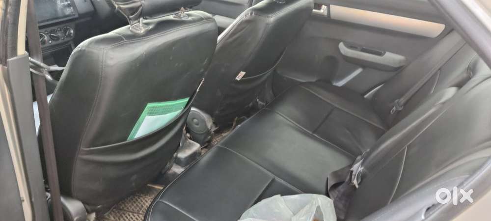 Maruti Suzuki Swift Dzire Vxi Optional, 2011, Petrol