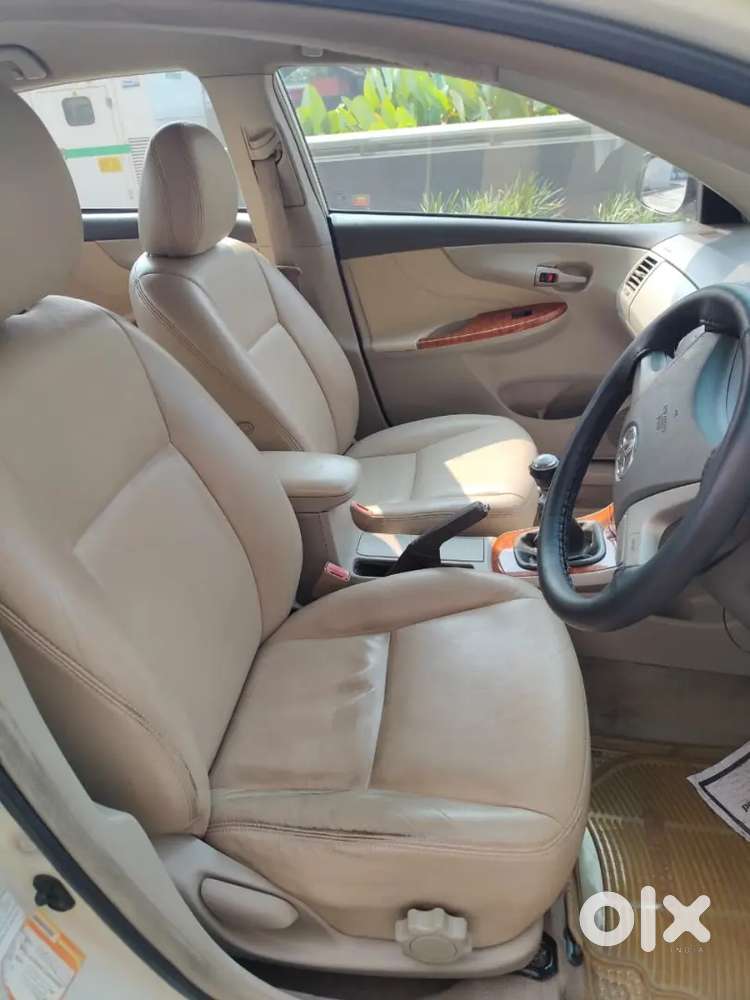 Toyota Corolla Altis 2010 Diesel Well Maintained