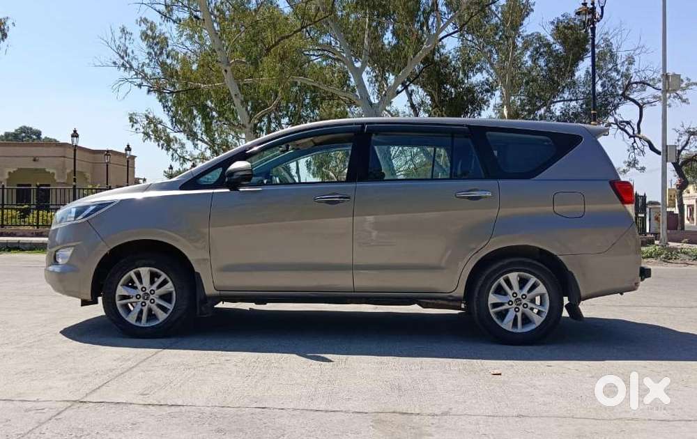 Toyota Innova Crysta 2.4 Gx Limited Edition 7 Str, 2017, Diesel