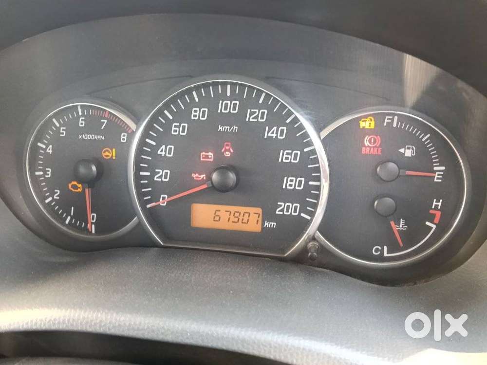 Maruti Suzuki Swift Dzire Vxi Optional, 2011, Petrol