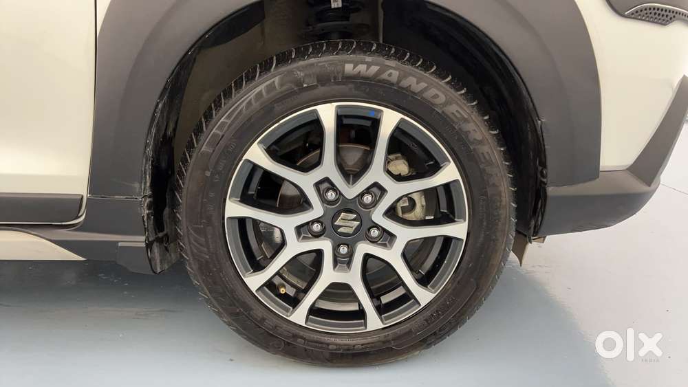 Maruti Suzuki Xl6 1.5 Zeta Mt, 2023, Petrol