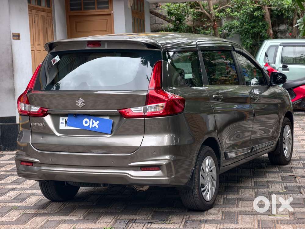 Maruti Suzuki Ertiga 1.5 Vxi Shvs, 2022, Cng & Hybrids