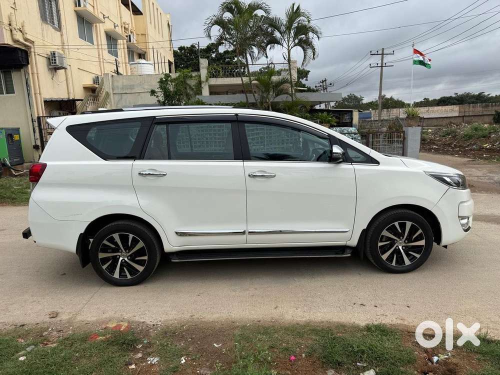 Toyota Innova Crysta 2.4 Z 7 Str, 2024, Diesel