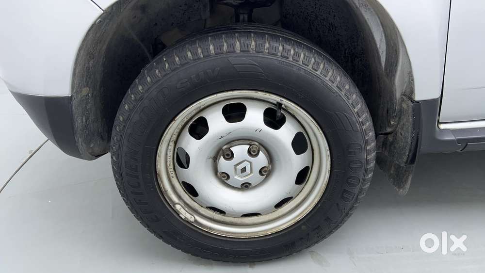 Renault Duster 1.5 Petrol Rxe, 2015, Petrol