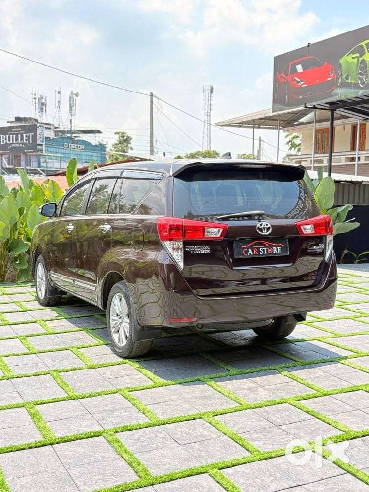 Toyota Innova Crysta 2.8 Z, 2016, Diesel