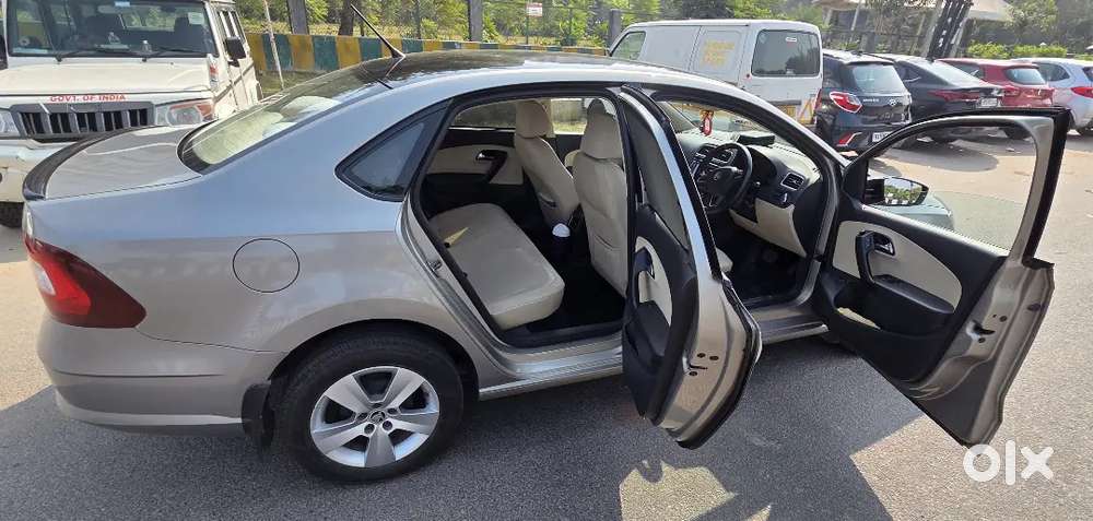 Up16 Registration, Brand New Condition Skoda Rapid Automatic