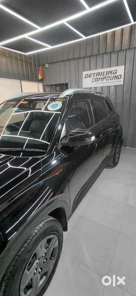 Hyundai Venue 2025 Petrol 20783 Km Driven