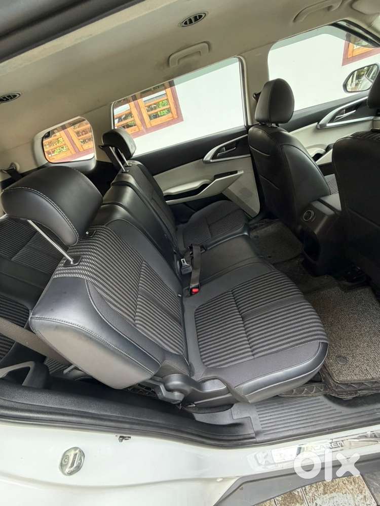 Kia Carens Prestige Diesel (7 Seater) 2022