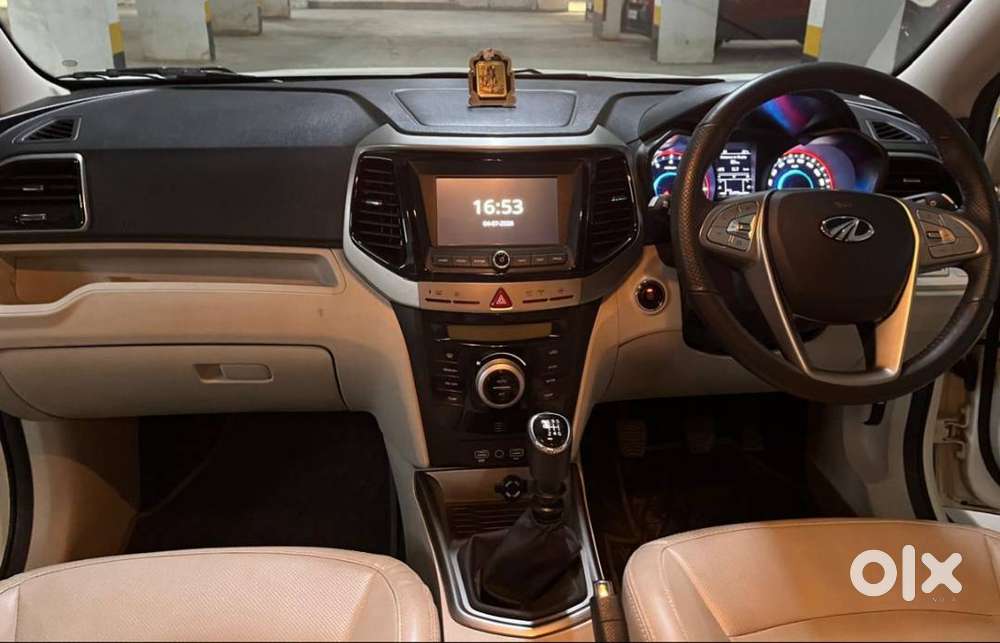 For Sale – Mahindra Xuv300 W8(o) Petrol Manual  2022