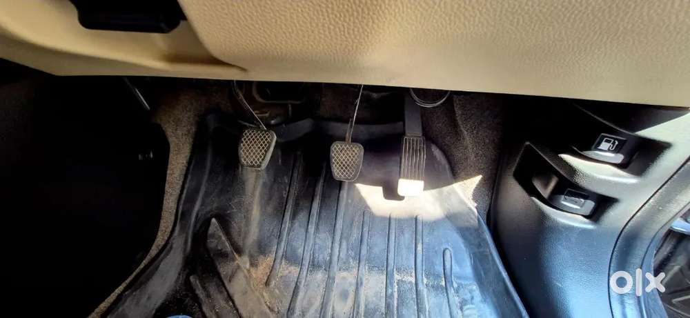 Honda Amaze 2019 Top Varient Petrol 65000 Km Driven