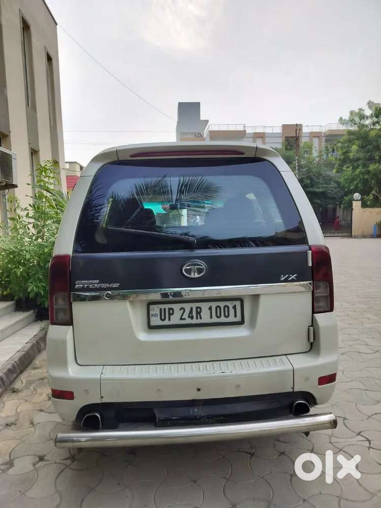 Tata Safari Storme 2014 With Manual Transmission