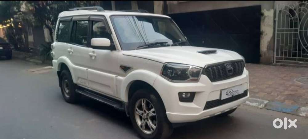 Mahindra Scorpio S10, 2016, Diesel