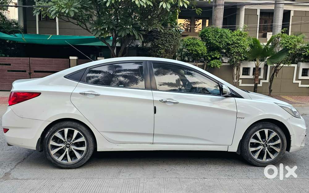 Hyundai Verna Vtvt 1.6 Sx, 2014, Petrol