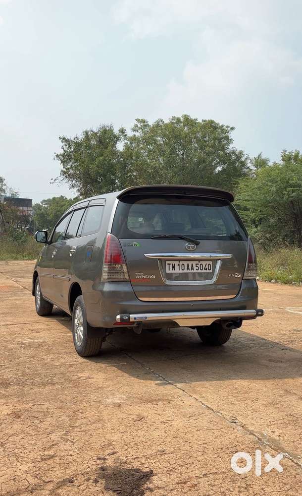 Toyota Innova, 2010, Diesel