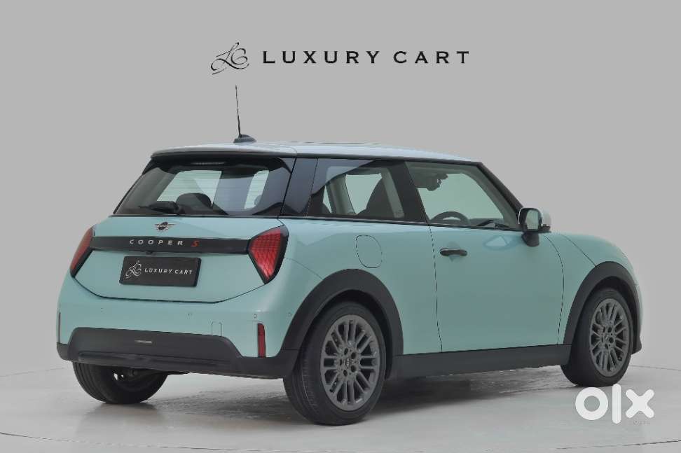 Mini Favoured Pack, 2026, Petrol