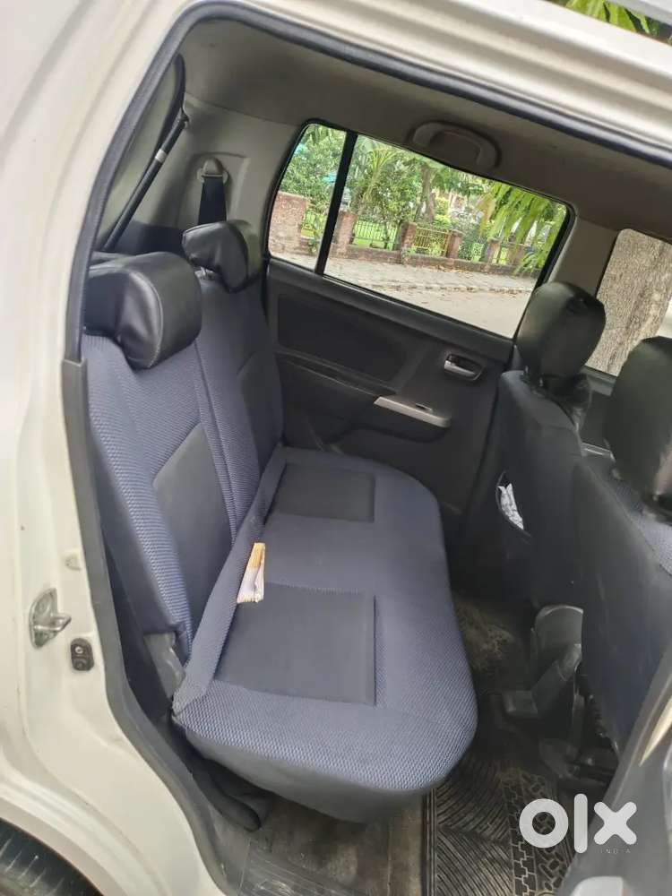 Maruti Suzuki Wagon R 2011 Vxi Top,passing Till 2031