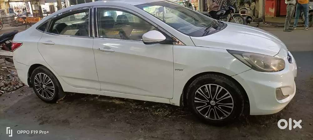 Hyundai Verna 2011 Petrol 86000 Km Driven
