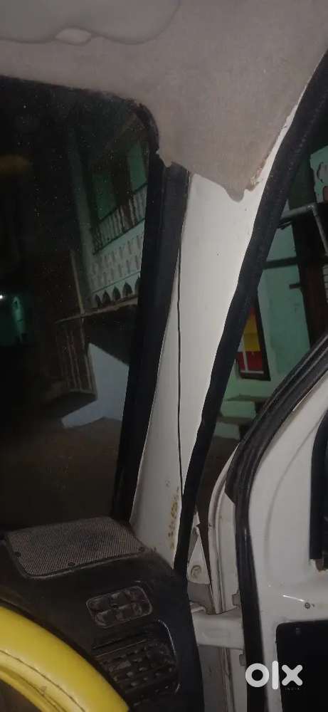 Maruti Suzuki Eeco 2011