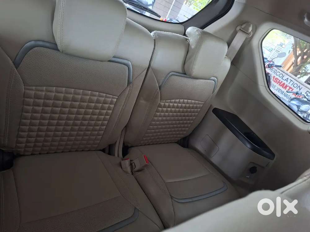 Maruthi Suzuki Ertiga Smart Hybrid Zxi Plus Top End Modal