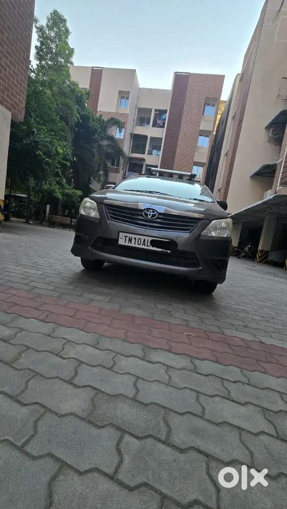 Meticulously Maintained Toyota Innova (2013) – Full Service History